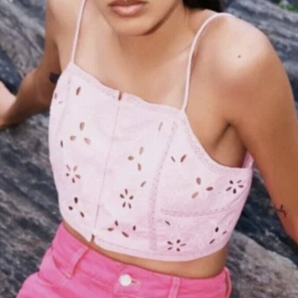 New Zara Pink Eyelet Cropped Tank Top Size Large Barbie Romantic Summer - Picture 2 of 12